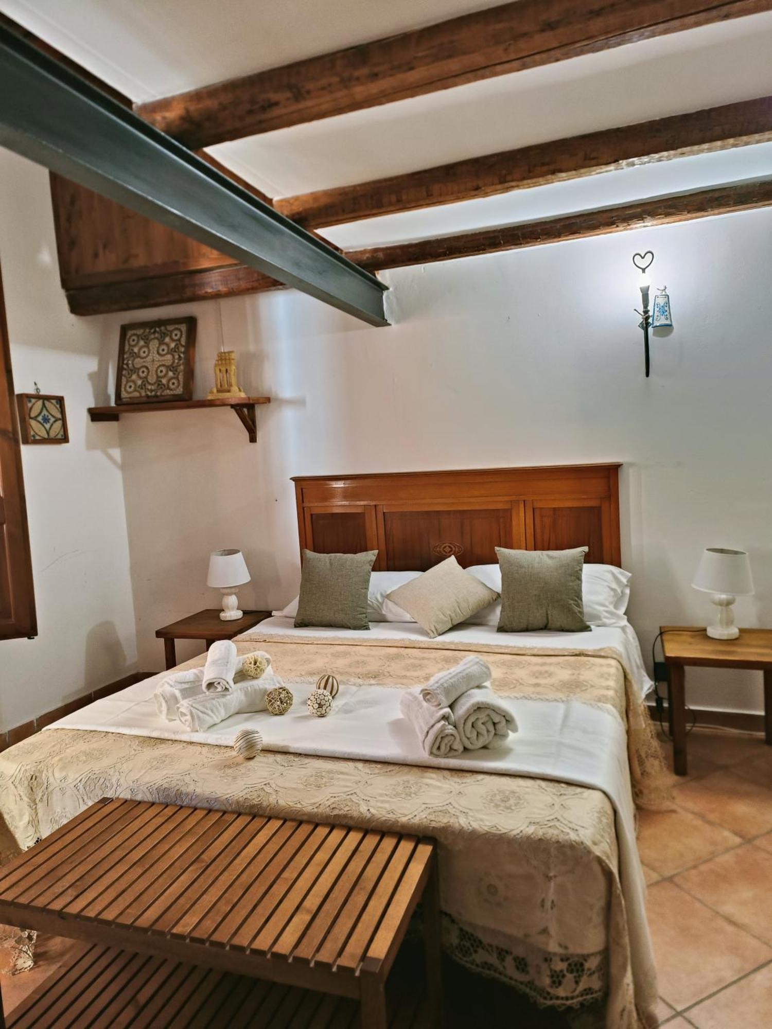 Afena Rent Bedrooms Agrigento Eksteriør billede